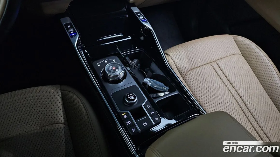 Kia Sorento — фото 8