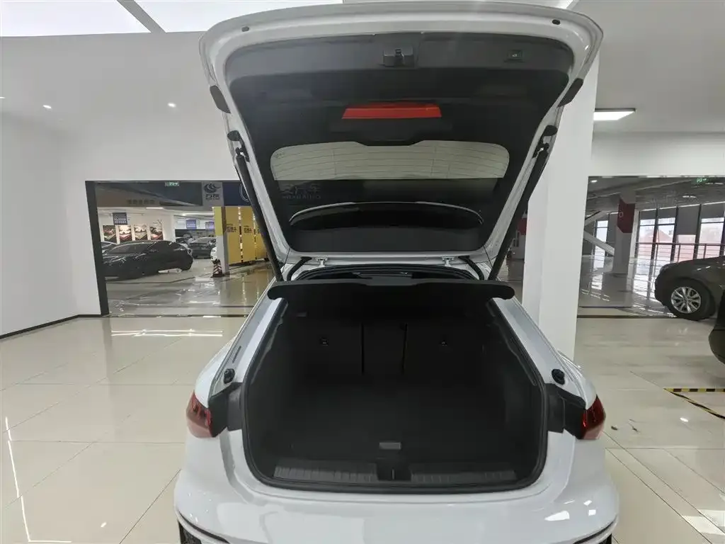 Audi A3 2022 из CN, фото 5
