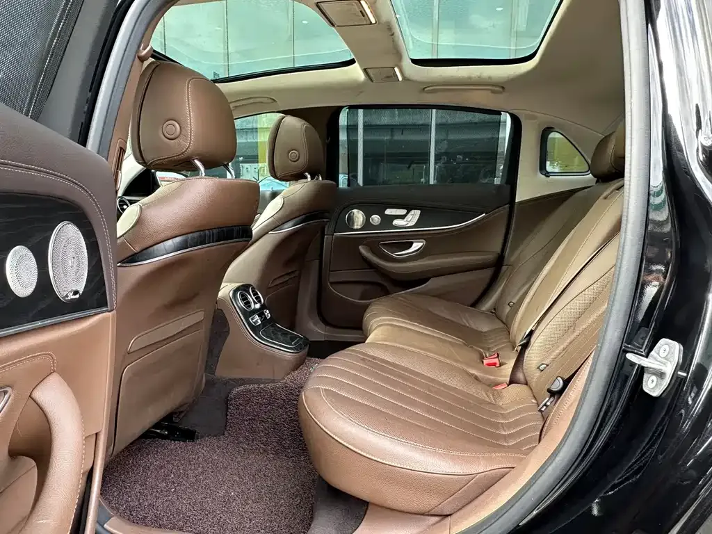 Mercedes-Benz E-Class 2022 из CN, фото 8