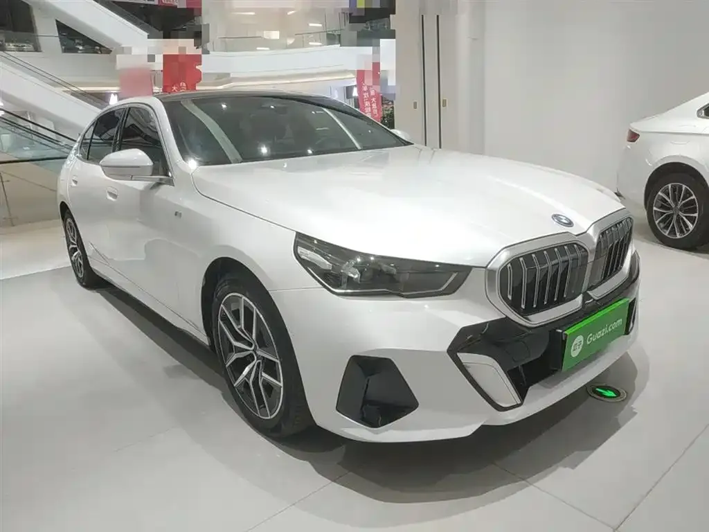 BMW i5 2024 из CN, фото 9