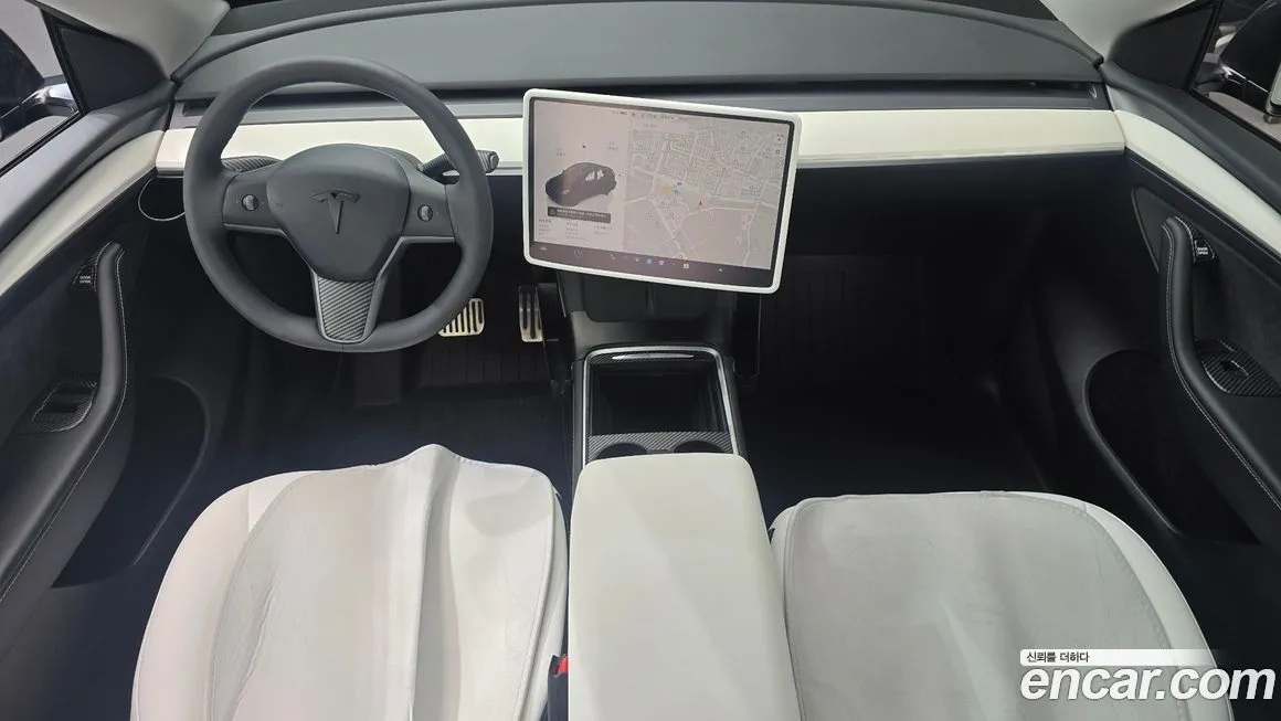 Tesla Model Y — фото 6