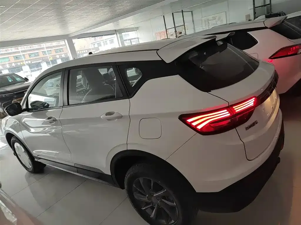 Geely Binyue 2025 из CN, фото 10