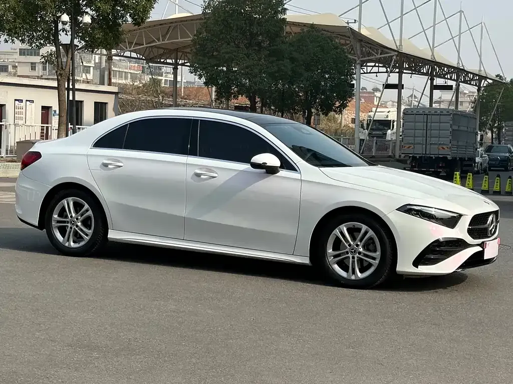 Mercedes-Benz A-Class 2024 из CN, фото 7