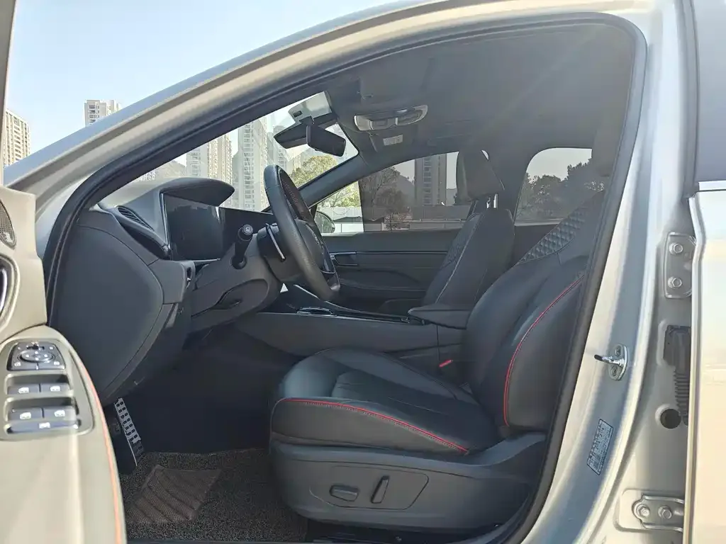 Hyundai Sonata 2021 из CN, фото 3