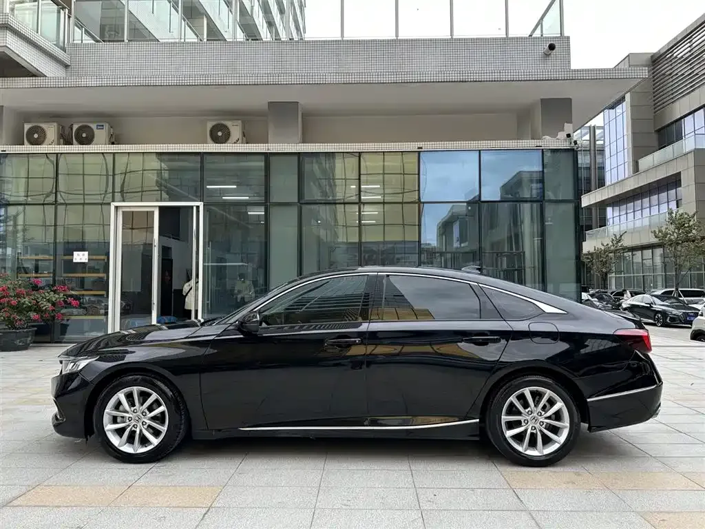 Honda Accord 2022 из CN, фото 4