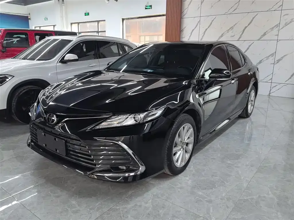 Toyota Camry 2021 из CN, фото 2