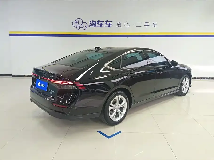Honda Accord — фото 6