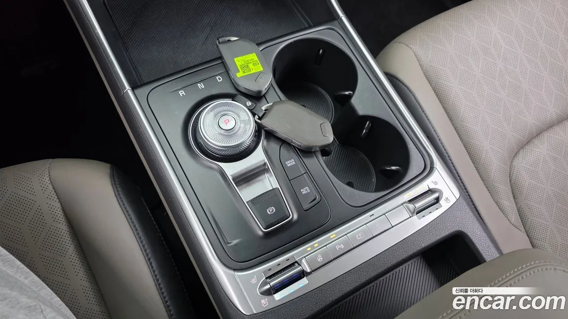 Kia Carnival — фото 10