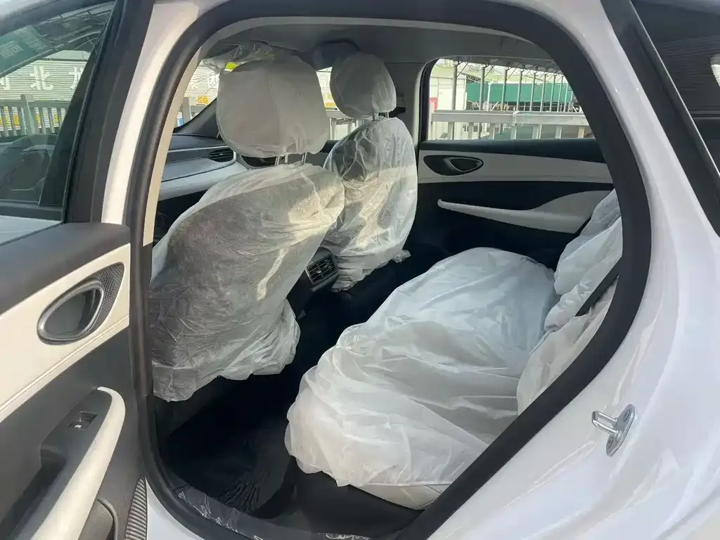 BYD Seal 05 DM-i 2026 из CN, фото 5
