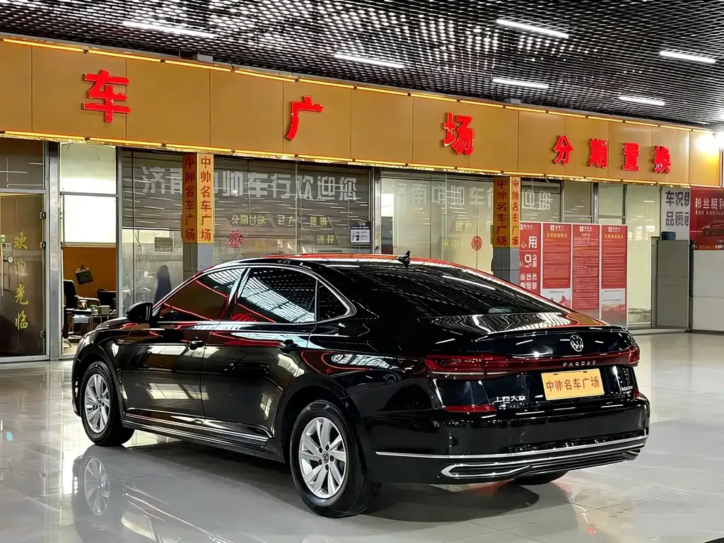 Volkswagen Passat — фото 4