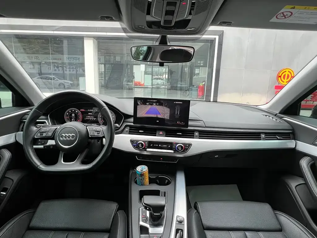 Audi A4L 2022 из CN, фото 5