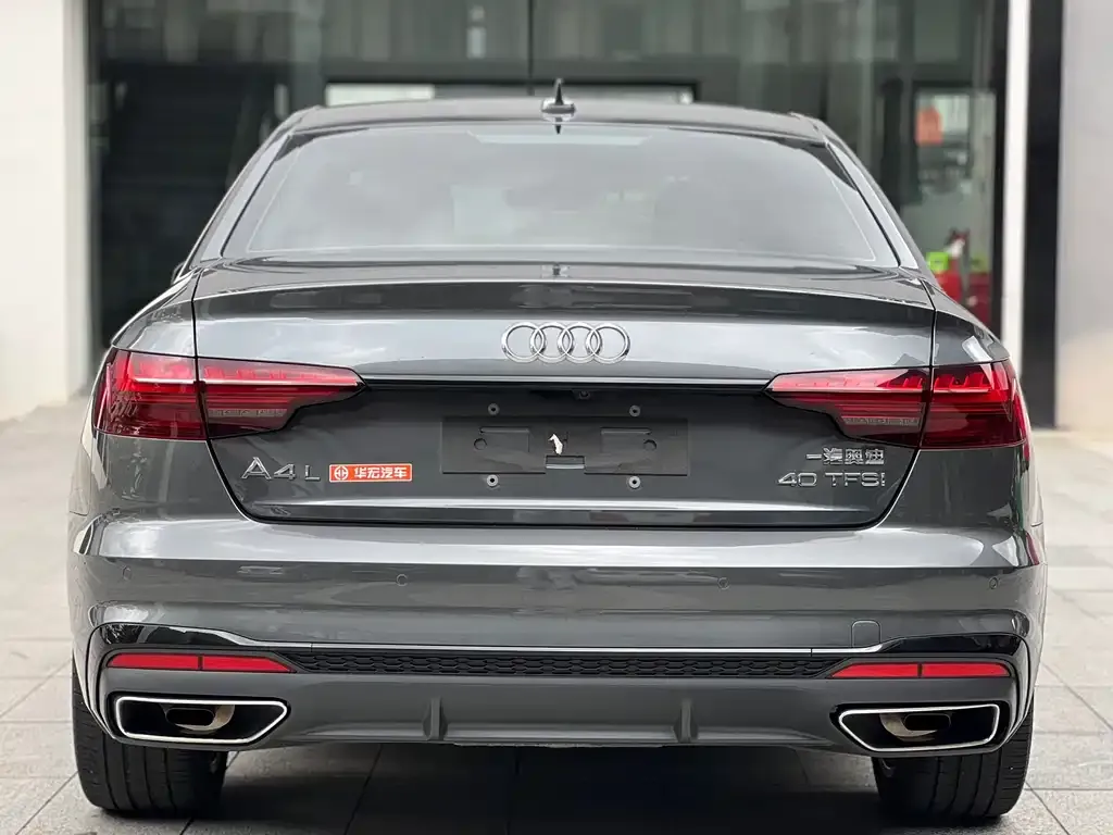 Audi A4L 2022 из CN, фото 8