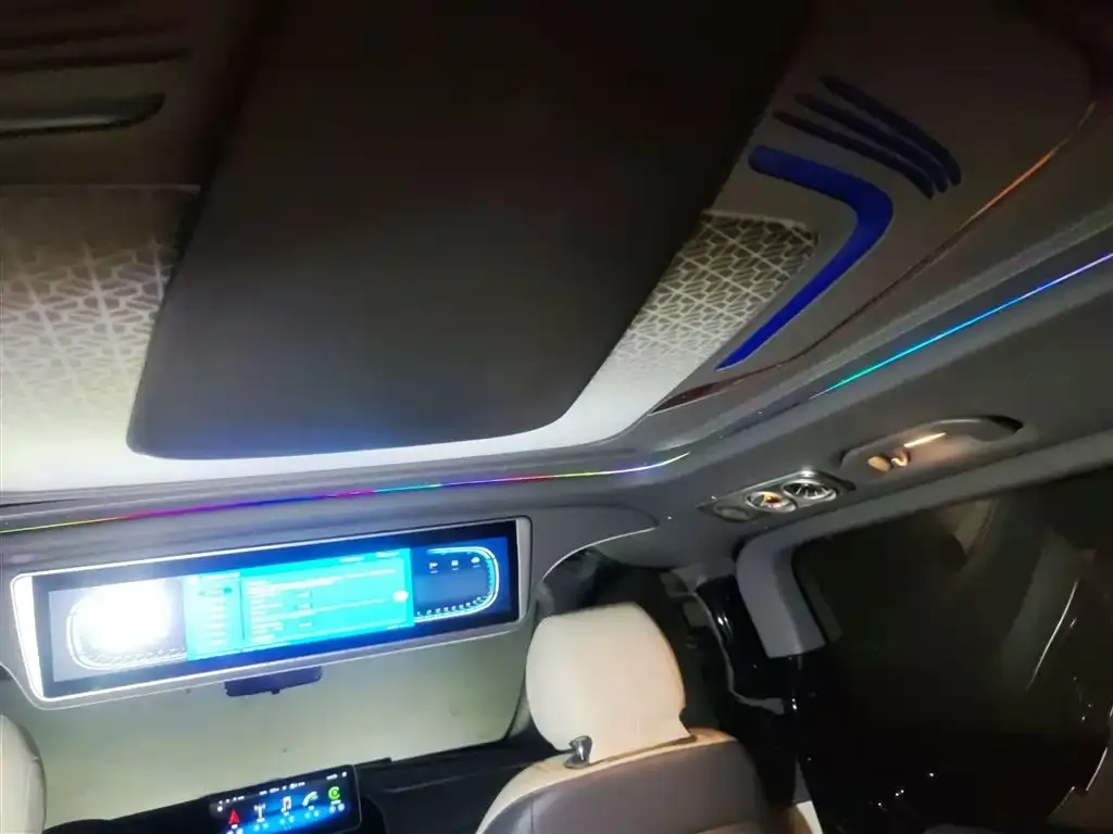 Mercedes-Benz Vito 2023 из CN, фото 4