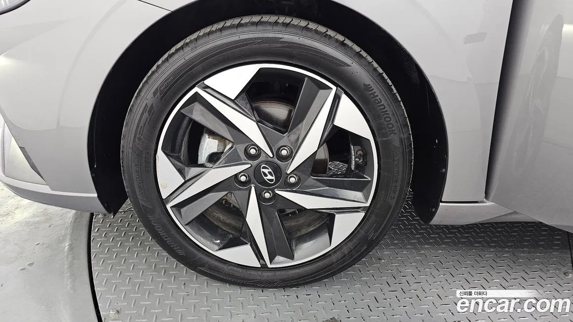 Hyundai AVANTE — фото 6
