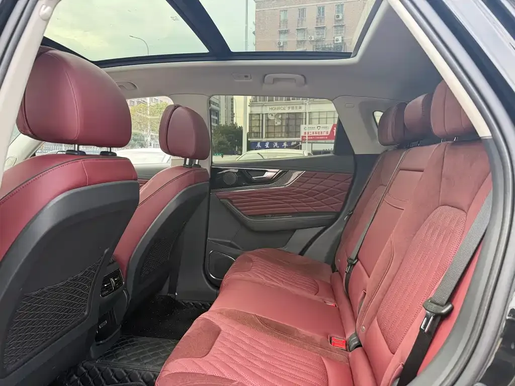 Hongqi HS5 2022 из CN, фото 2