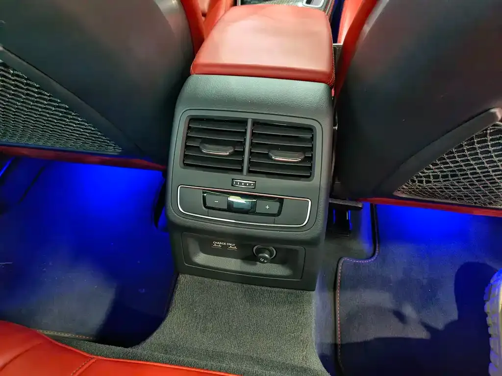 Audi S4 2021 из CN, фото 5