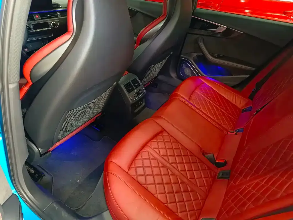 Audi S4 2021 из CN, фото 7