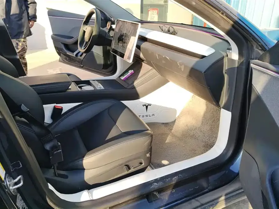 Tesla Model 3 2024 из CN, фото 8
