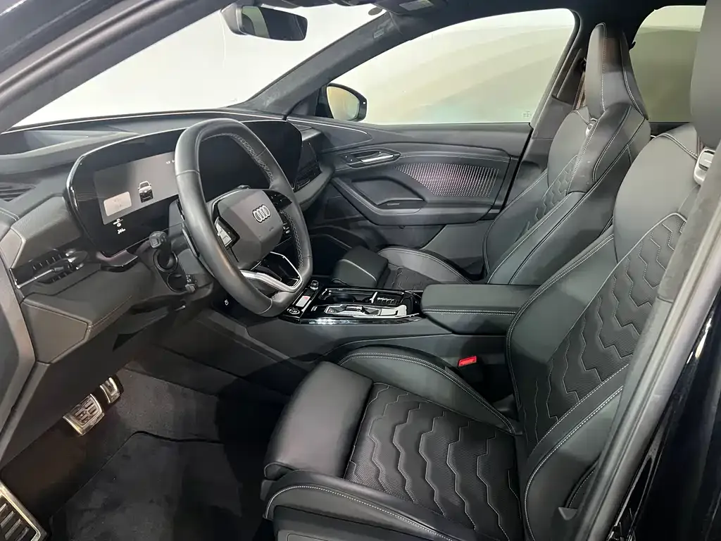 Audi Q6L e-tron 2025 из CN, фото 2