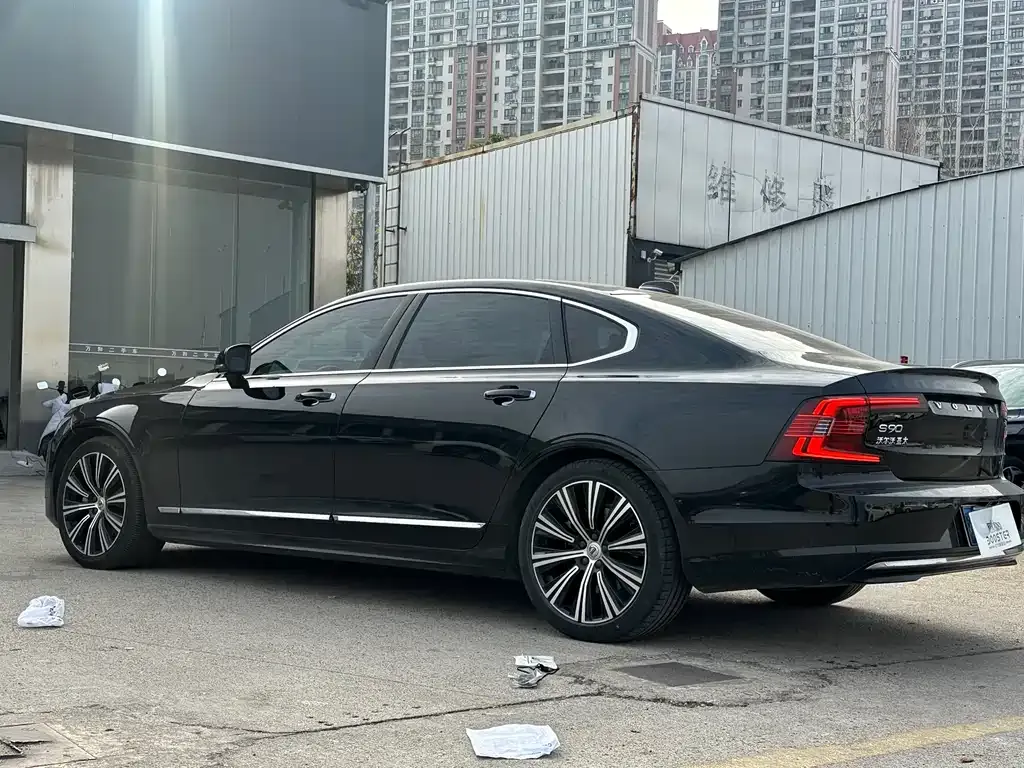 Volvo S90 — фото 2