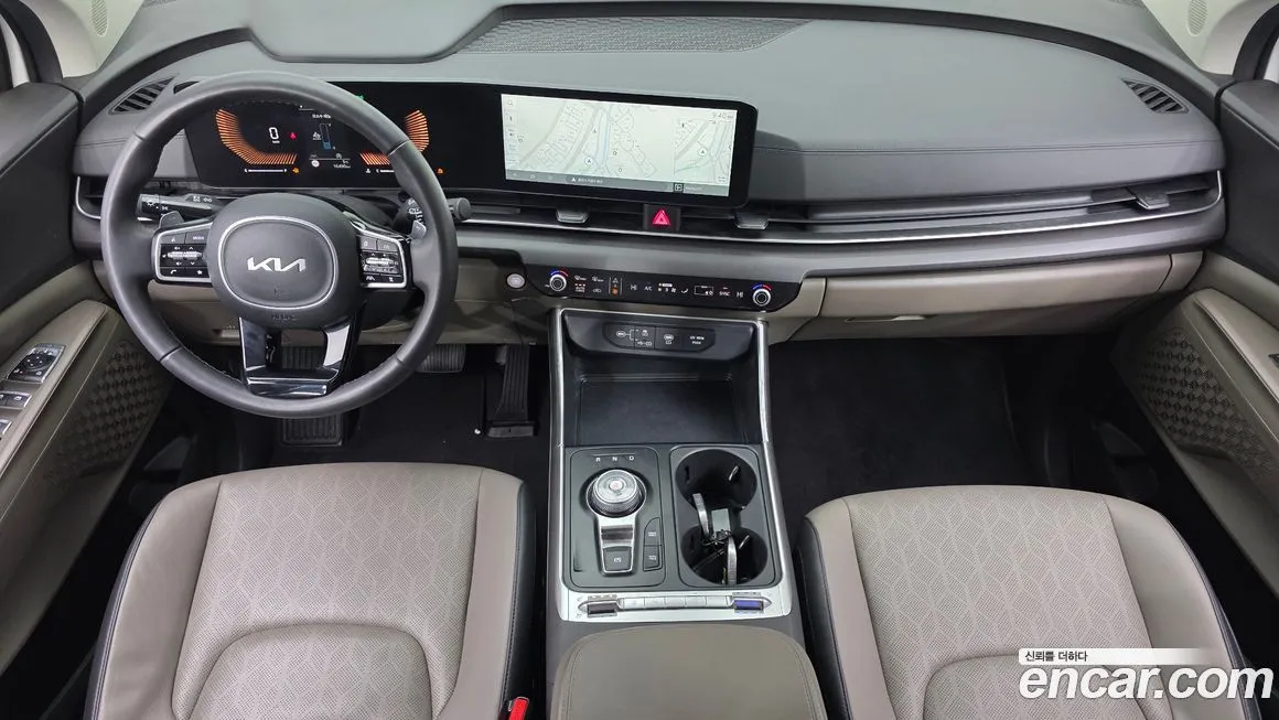 Kia Carnival — фото 3
