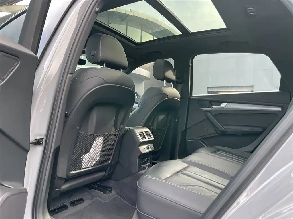 Audi Q5L Sportback 2021 из CN, фото 6