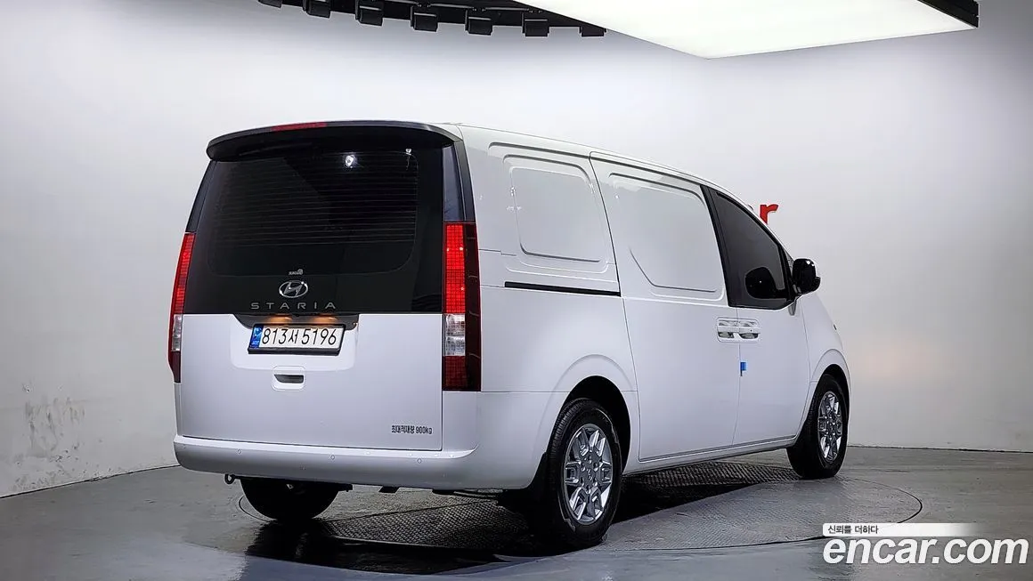 Hyundai Staria — фото 4