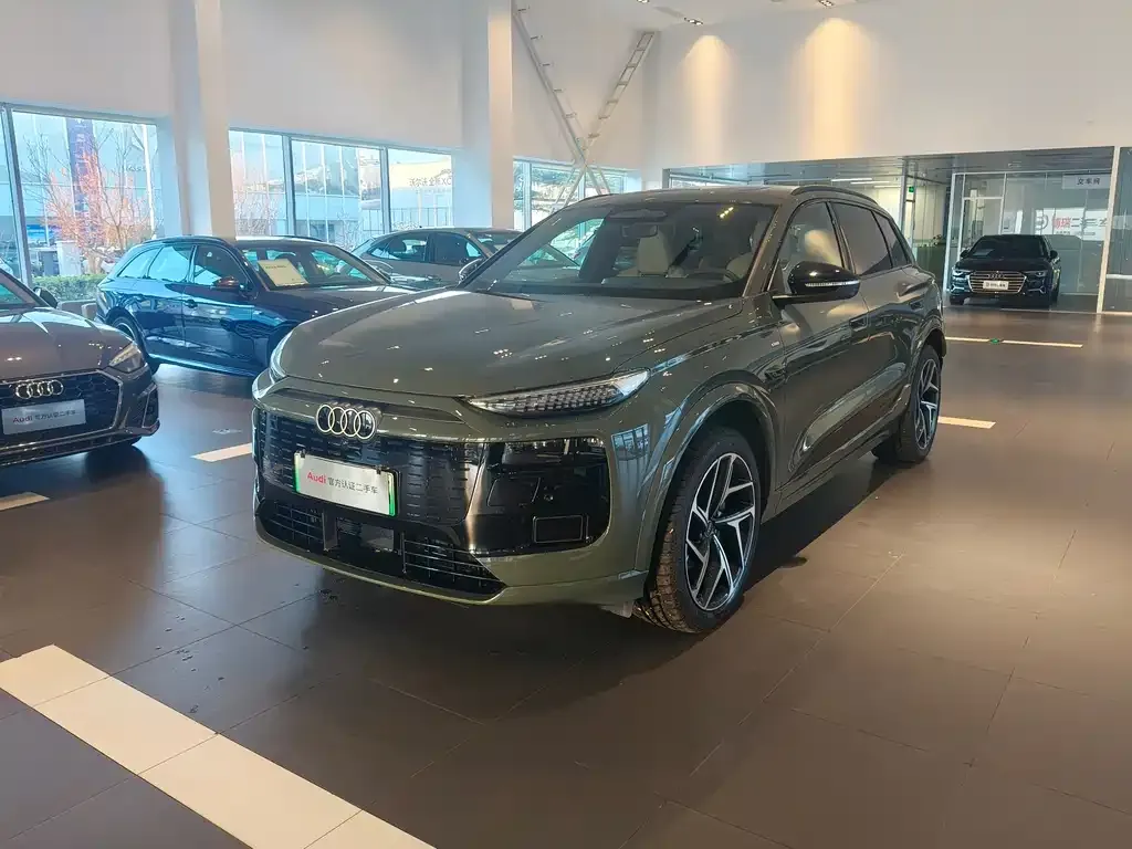 Audi Q6L e-tron — фото 10