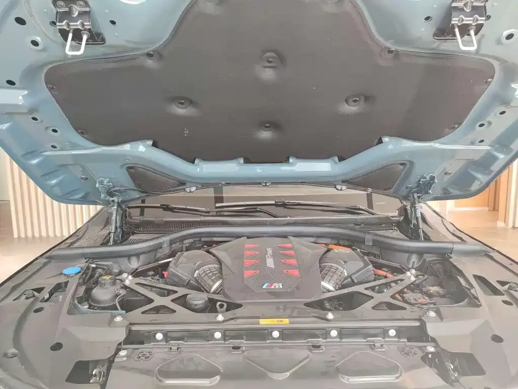 BMW XM — фото 2