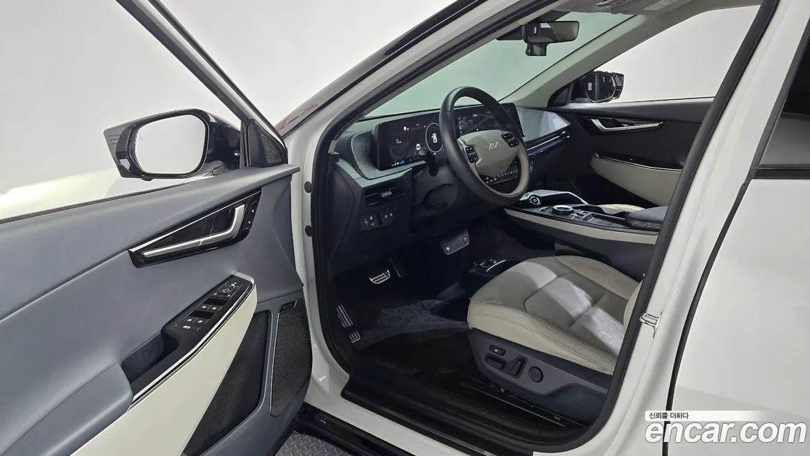 Kia EV6 — фото 9