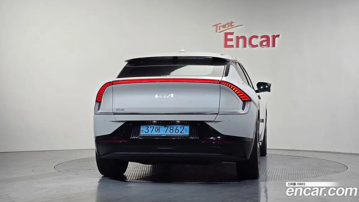 Kia EV6 — фото 3