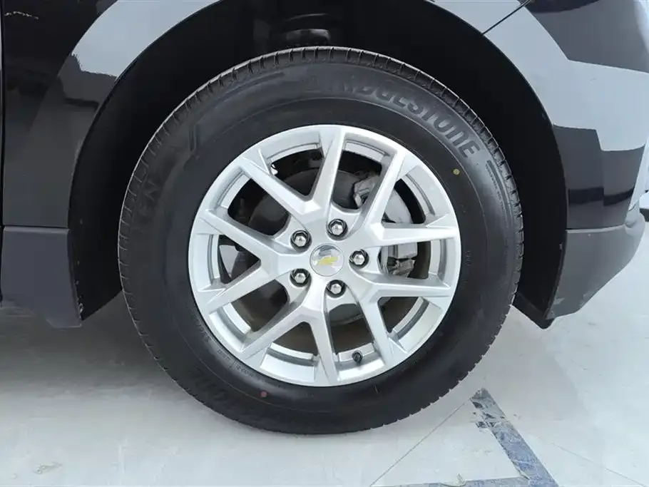 Chevrolet Equinox 2022 из CN, фото 6