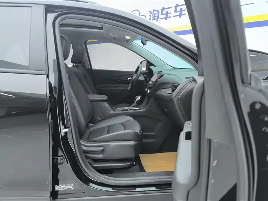 Chevrolet Equinox 2022 из CN, фото 8