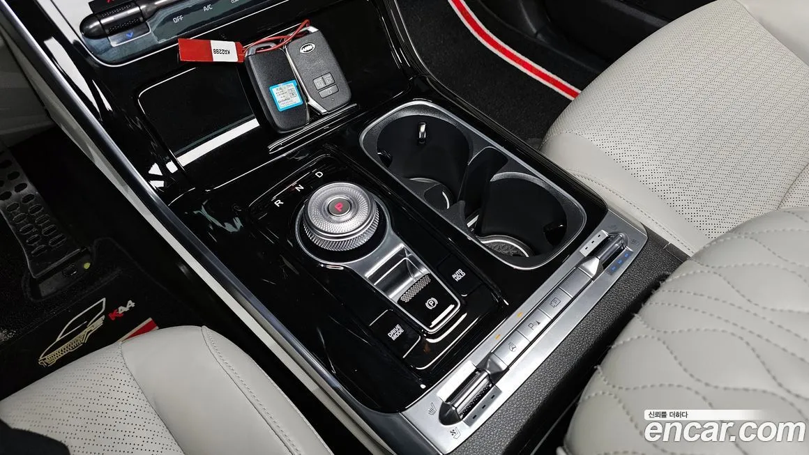 Kia Carnival — фото 10