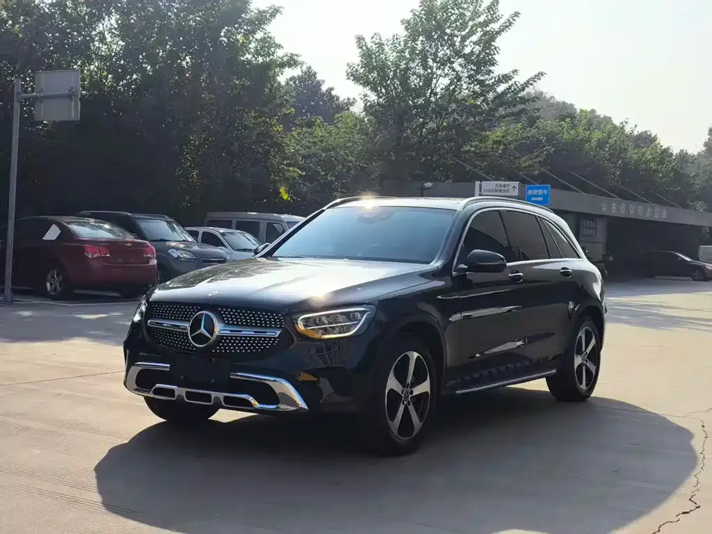 Mercedes-Benz GLC — фото 1