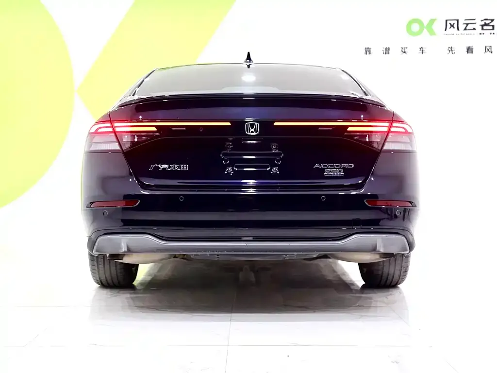 Honda Accord — фото 2
