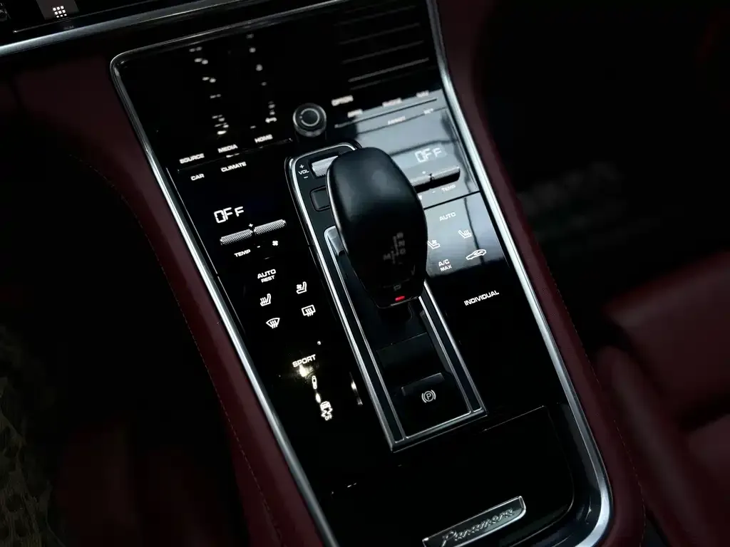 Porsche Panamera — фото 8