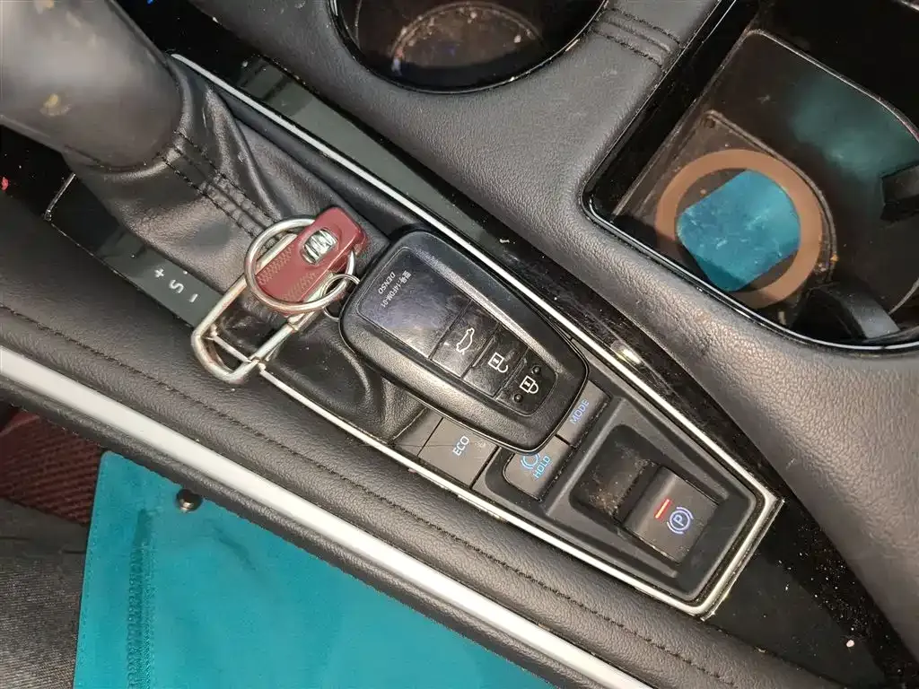 Toyota Avalon 2024 из CN, фото 9