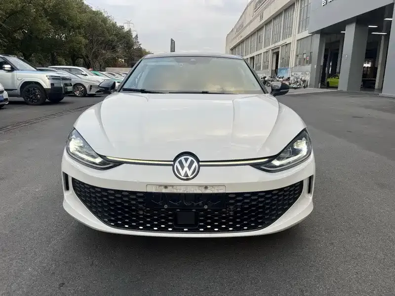 Volkswagen Lamando 2023 из CN, фото 9