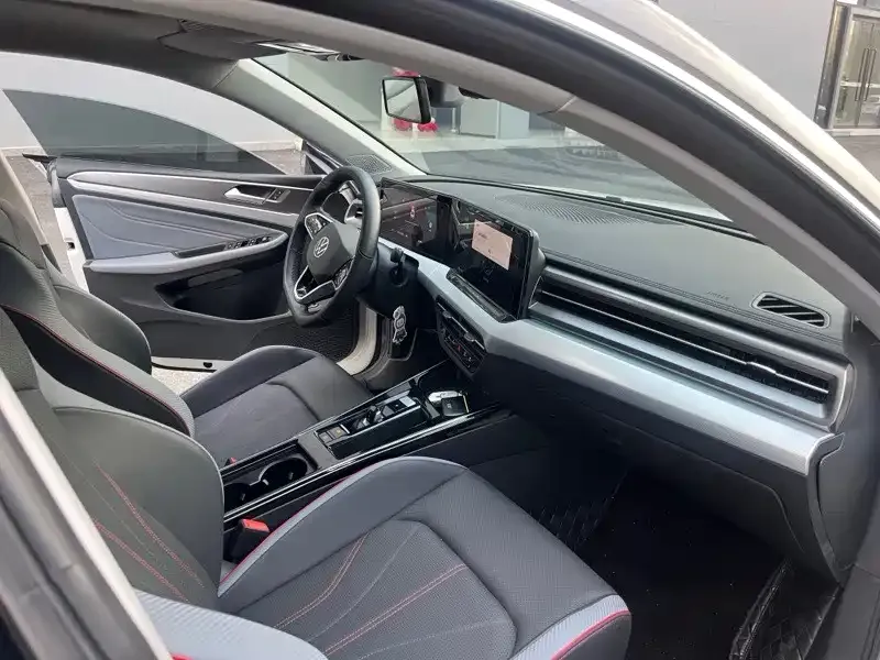 Volkswagen Lamando 2023 из CN, фото 6