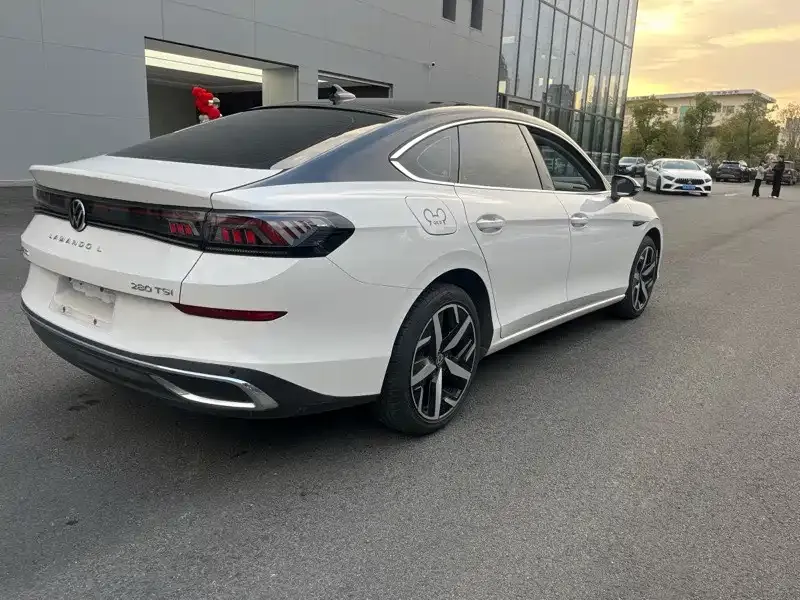 Volkswagen Lamando 2023 из CN, фото 8