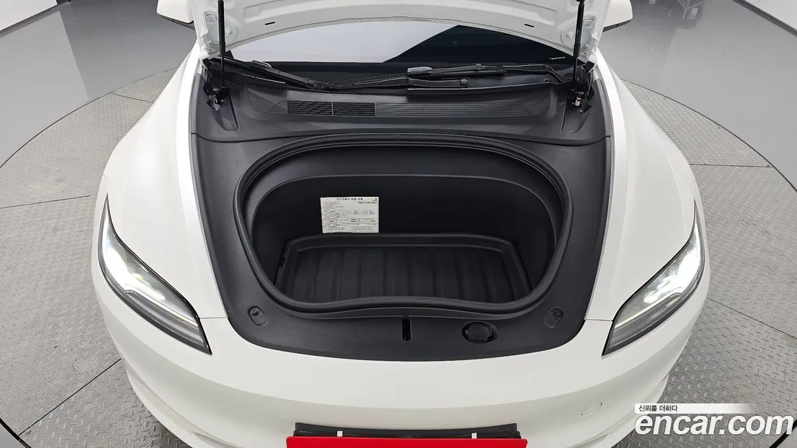 Tesla Model 3 2024 из KR, фото 7