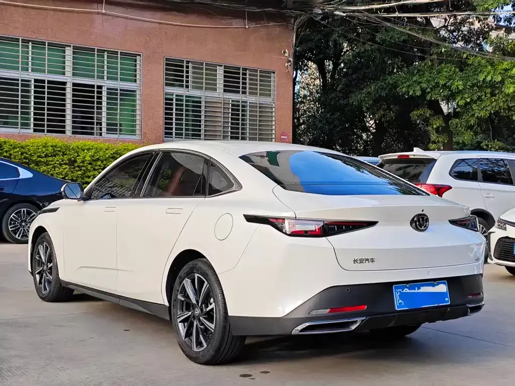 Changan Eado 2025 из CN, фото 9