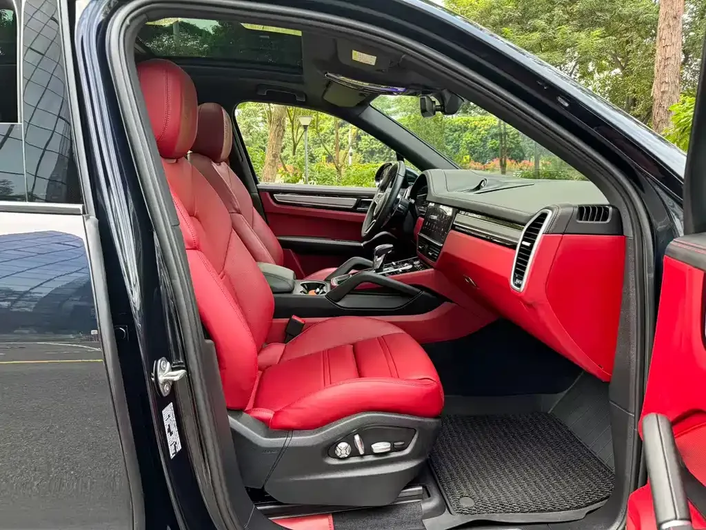 Porsche Cayenne 2023 из CN, фото 9