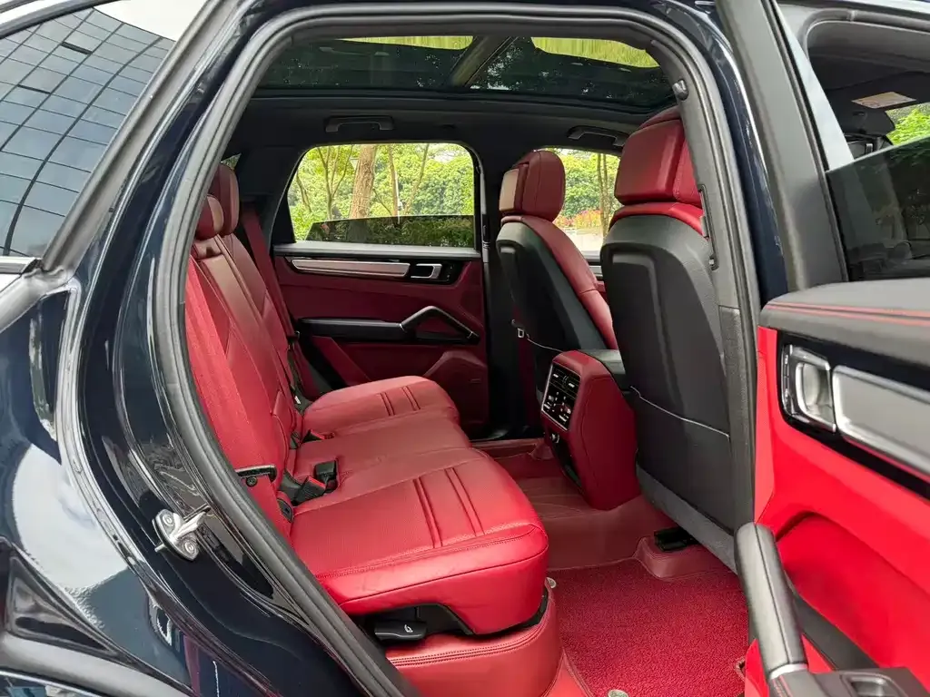 Porsche Cayenne 2023 из CN, фото 3