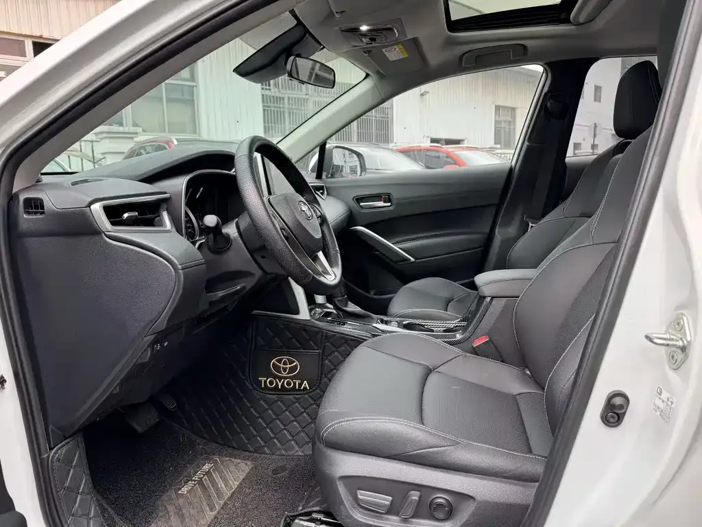 Toyota Frontlander 2022 из CN, фото 4
