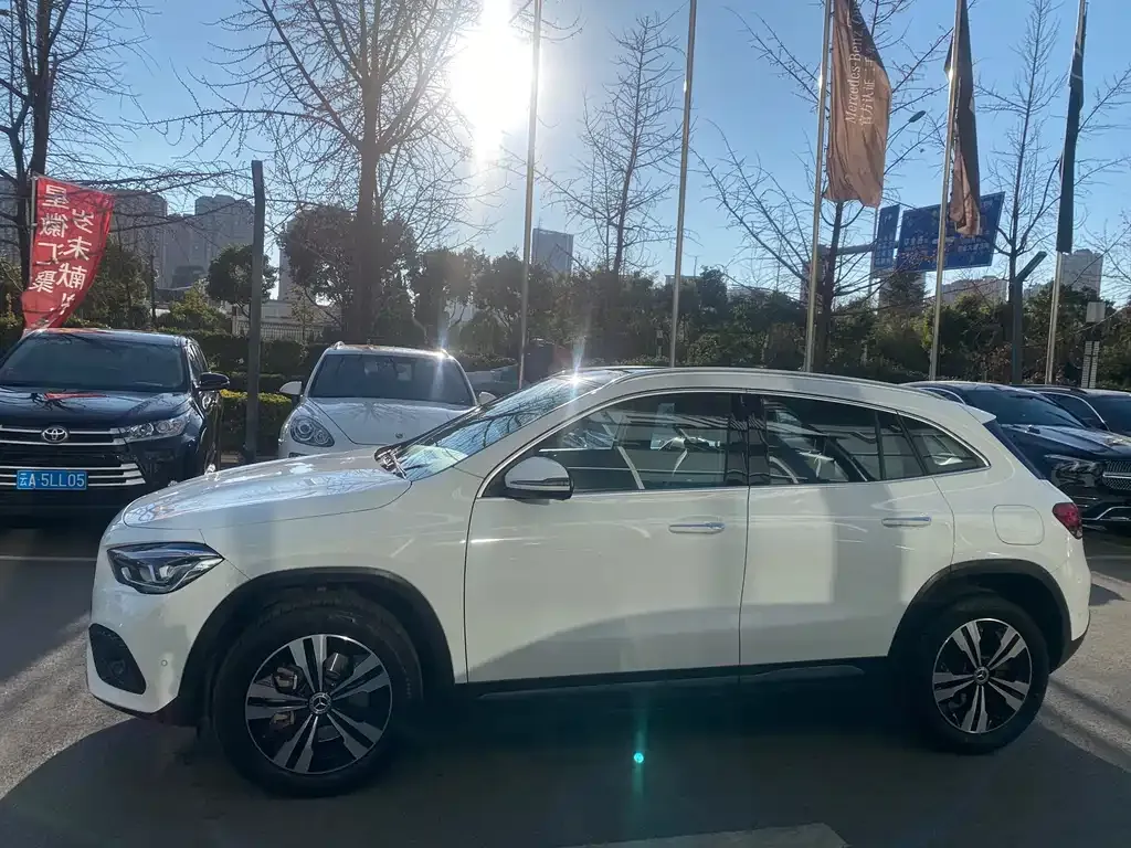 Mercedes-Benz GLA 2023 из CN, фото 9