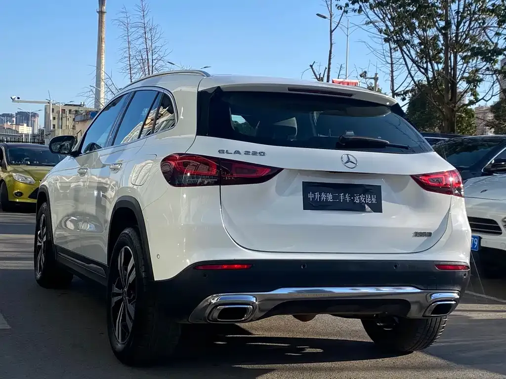 Mercedes-Benz GLA 2023 из CN, фото 8