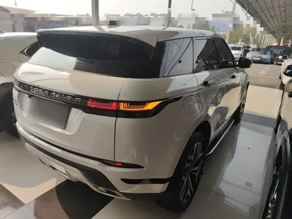 Land Rover Evoque — фото 10