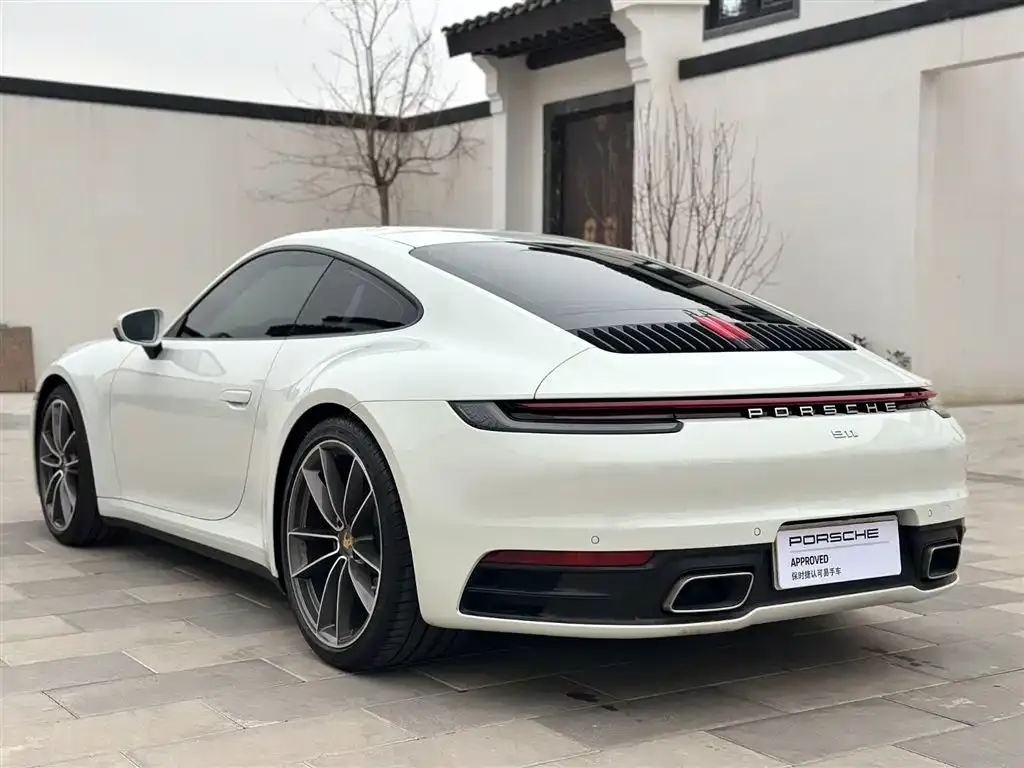 Porsche 911 2024 из CN, фото 4